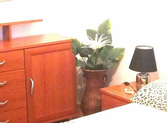 뷰 아파트