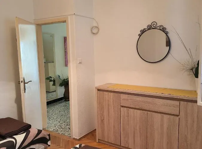 Apartman View