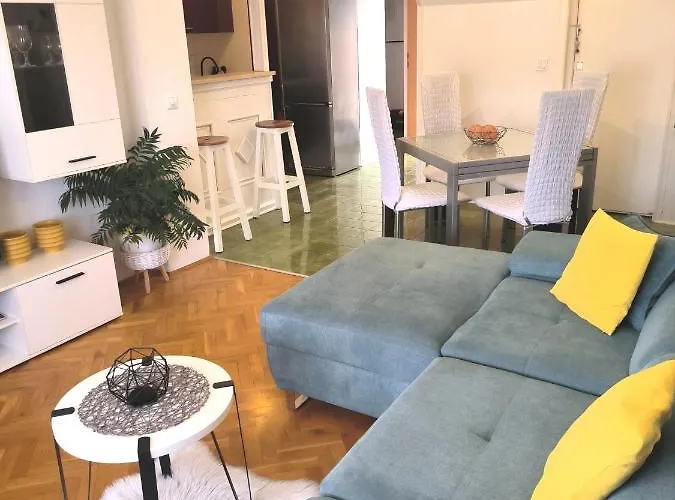 View Apartman *